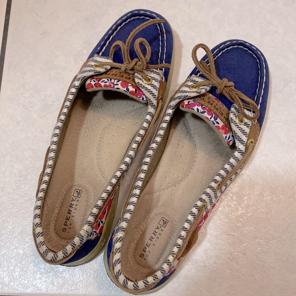 2 pair size 8 Sperry Topsider shoes - Picture 6 of 9